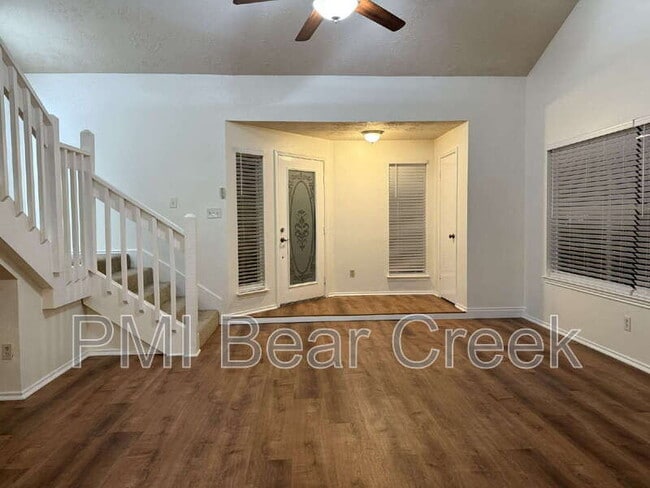 Building Photo - 9618 Yearling Cir