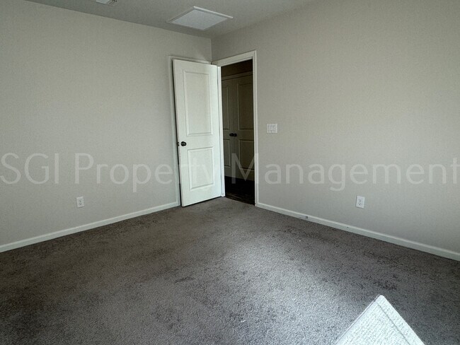 Foto del edificio - Gorgeous Casa Grande home ready for move in