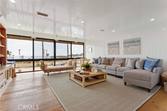 Building Photo - 16 Blue Lagoon