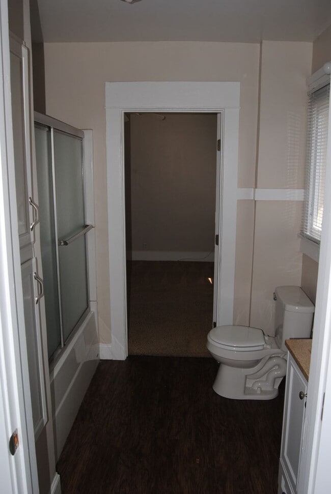 Building Photo - 1730 3rd St