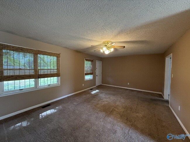Building Photo - 1908 Catchings Dr NW