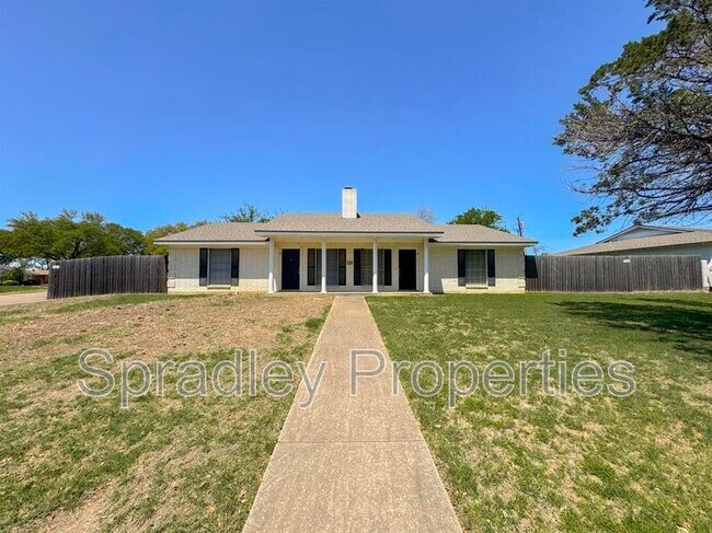 Foto del edificio - 2808 Eagle Rd