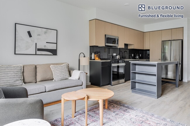 Building Photo - 350 Chastain Pl