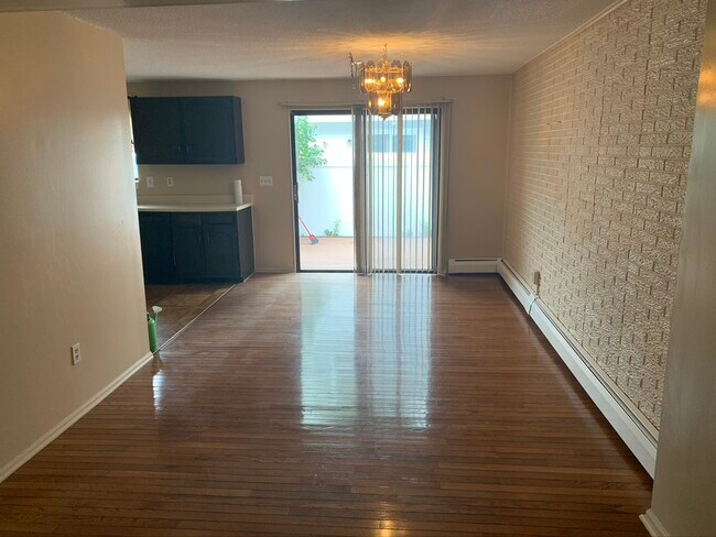 Dining Room - 58 Sheri Ln