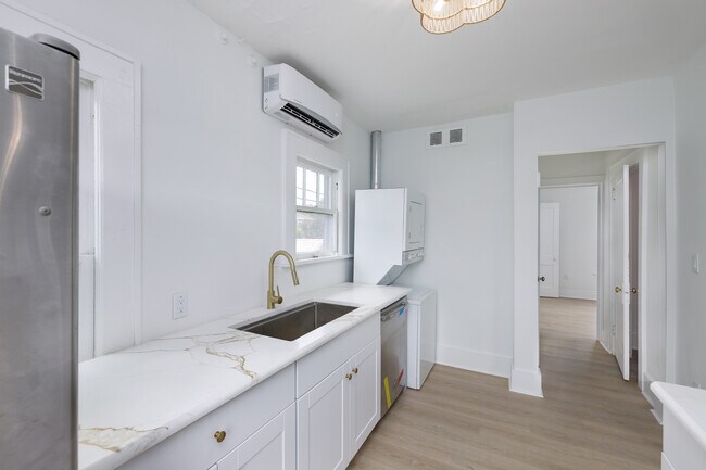 Foto del edificio - 618 7th Ave N