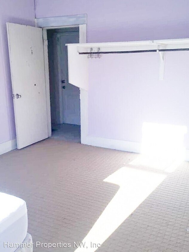 Foto del edificio - 4 br, 1 bath House - 610 E Maple