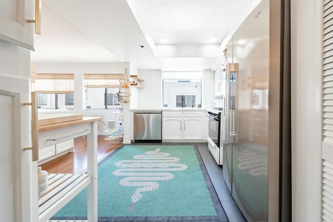 Foto del edificio - 1001 Figueroa Terrace