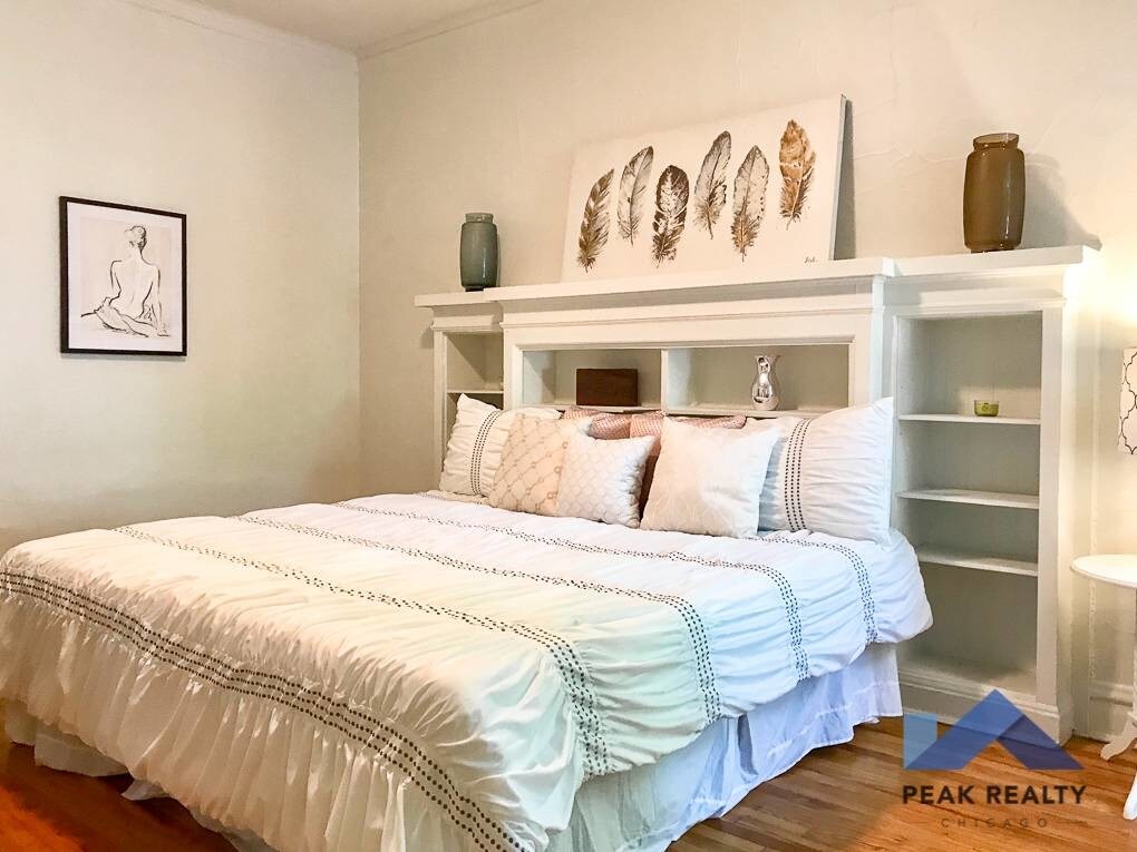 Foto principal - 5427 S University Ave