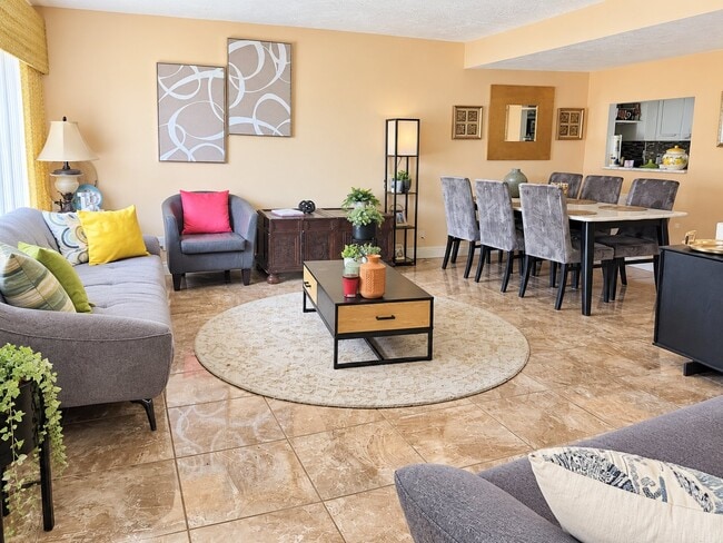Photo - 2004 NW 38th Terrace (Lauderdale Lakes, FL) Townhome