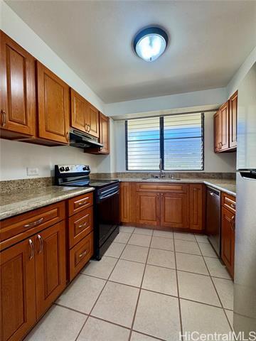 Building Photo - 6770 Hawaii Kai Dr