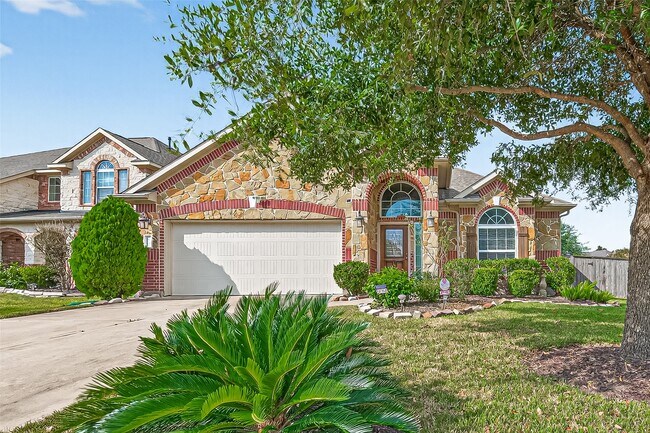 Foto del edificio - 20702 Sommerset Branch Ct