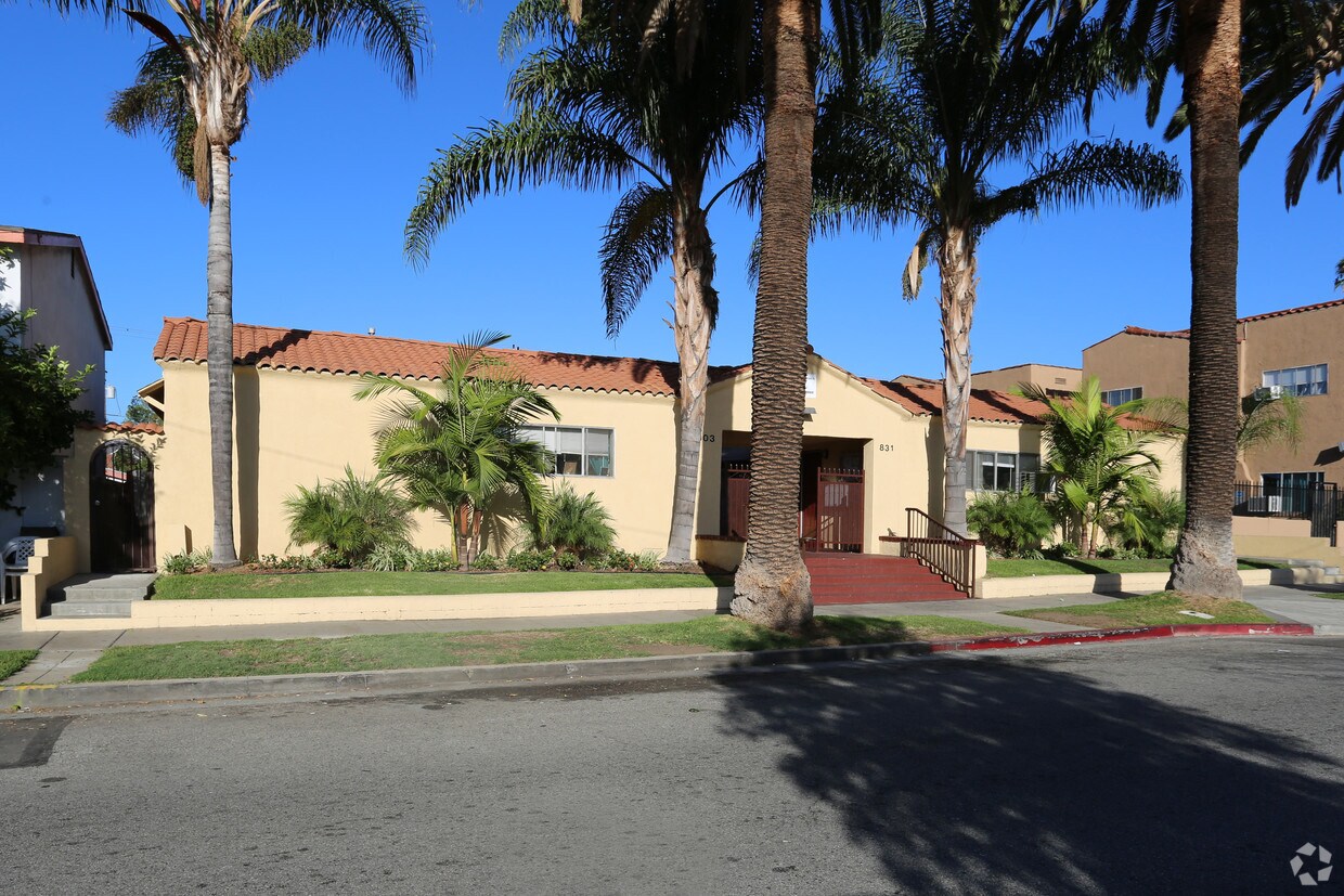 Foto del edificio - 831 Mariposa St
