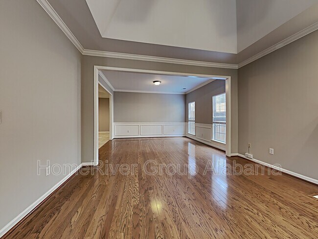 Building Photo - 247 Bedford Ln
