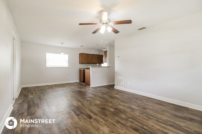 Foto del edificio - 2920 Woodland Dr