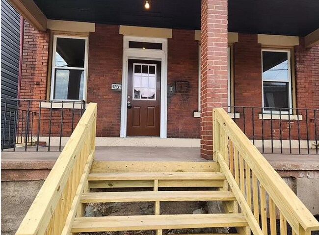 Foto del edificio - 1238 Superior Ave