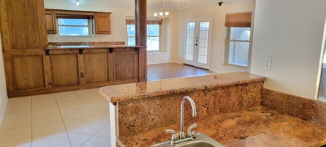 Building Photo - 5329 Inverness Dr