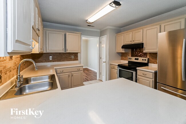 Building Photo - 7611 Comstock Cove