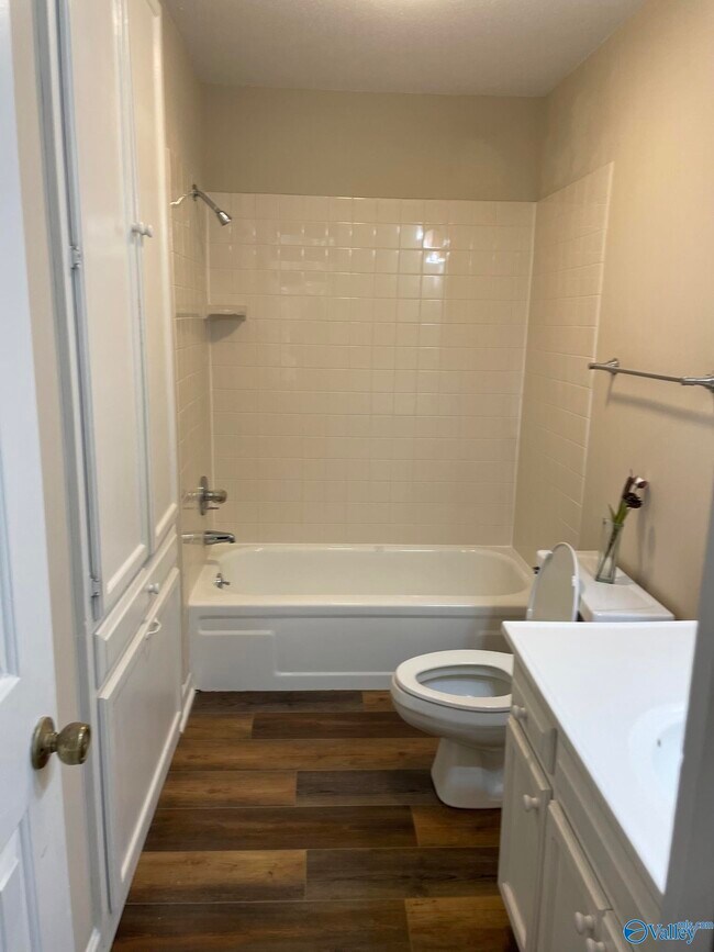 Foto del edificio - 2125 Belle Grove Dr SW