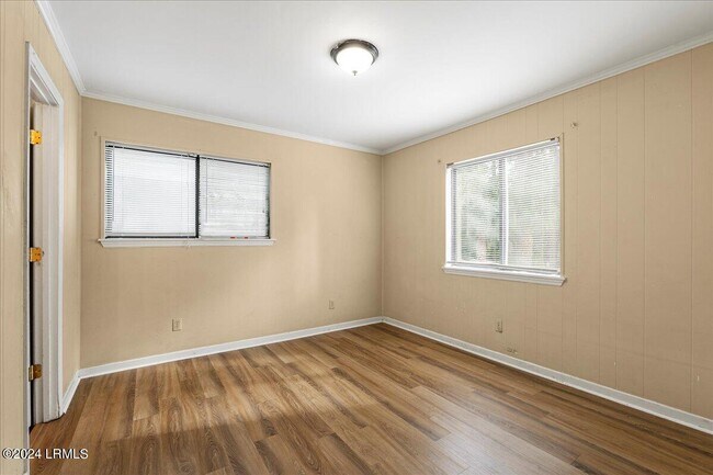 Building Photo - 104 Cordillo Pkwy