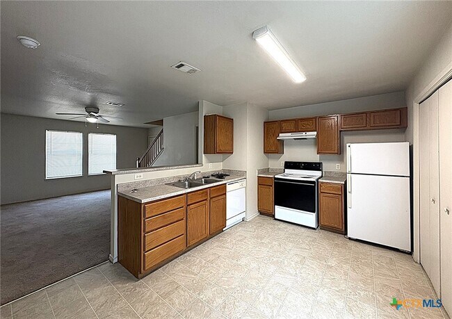 Building Photo - 1611 Inca Dr