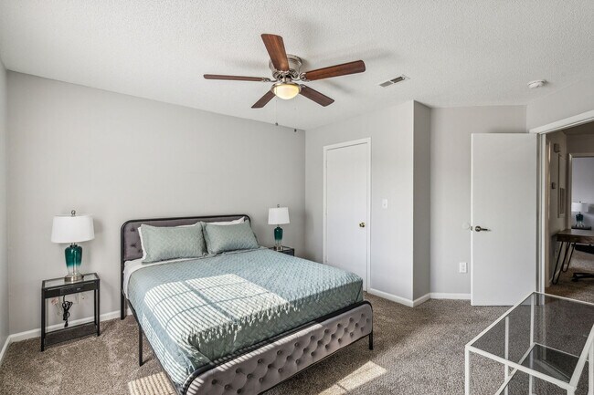 Foto del edificio - 3508 Carlson Bay Ct