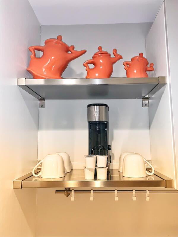 Building Photo - 820 Clay St