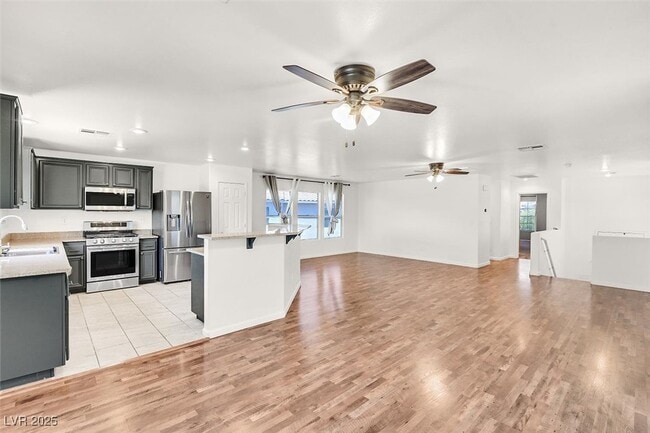 Foto del edificio - 8753 Dodds Canyon St