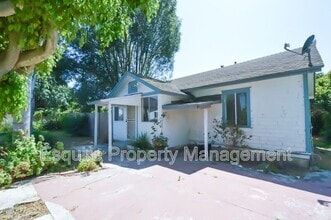 Building Photo - 2263 E Los Angeles Ave