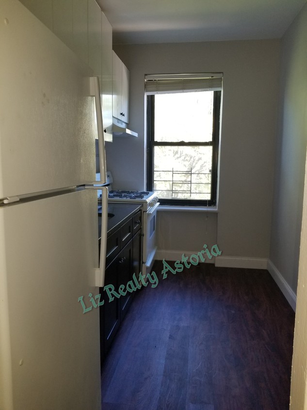 Primary Photo - 22-12 78th St