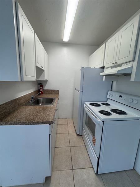 Foto del edificio - 3871 SW 12th Pl