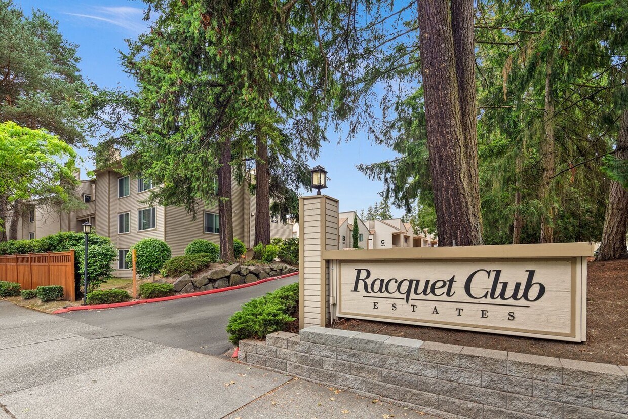 Primary Photo - Ground floor 1 bed + bonus room in prime B...
