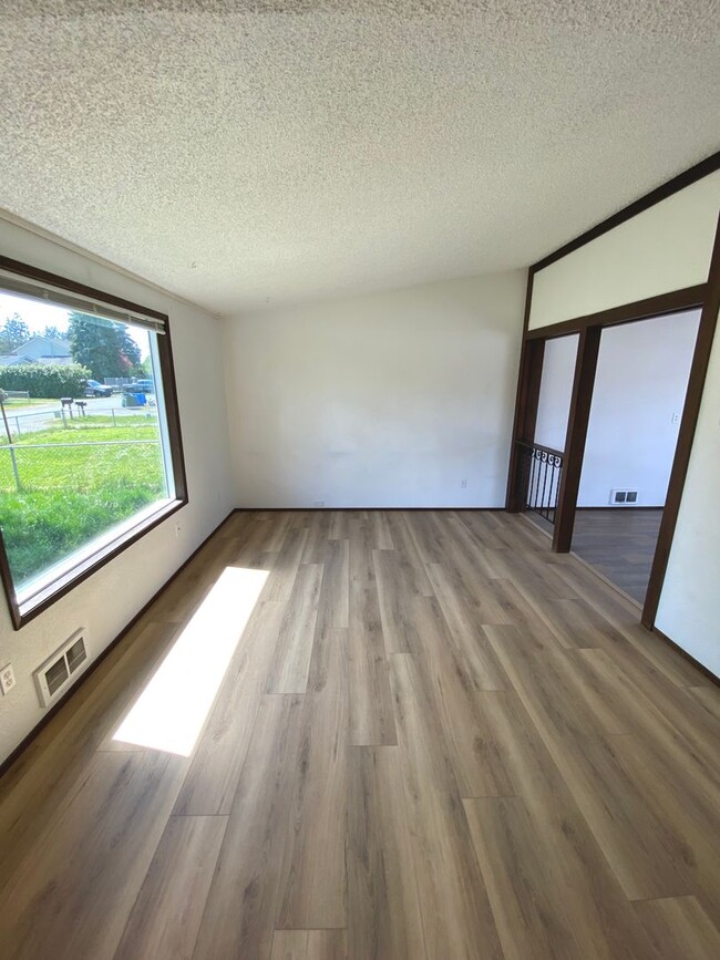 Foto del edificio - 3bd/1 Ba Rambler in Spanaway