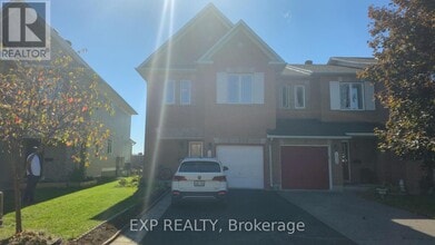 Building Photo - 1052 Candlewood St