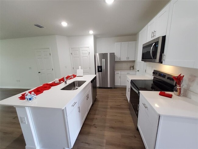 Foto del edificio - 3727 King Hill Dr