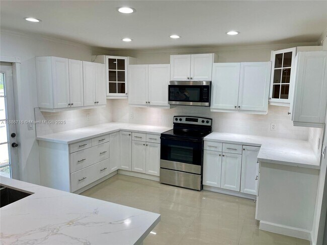 Foto del edificio - 1400 E Hawthorne Cir