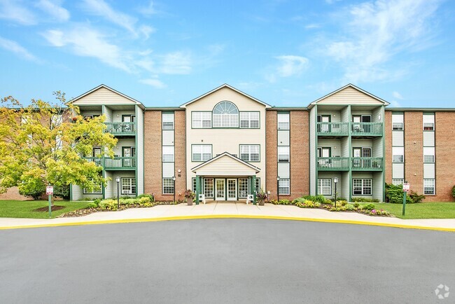 Wellington Woods Apartments - Wellington Woods - Senior