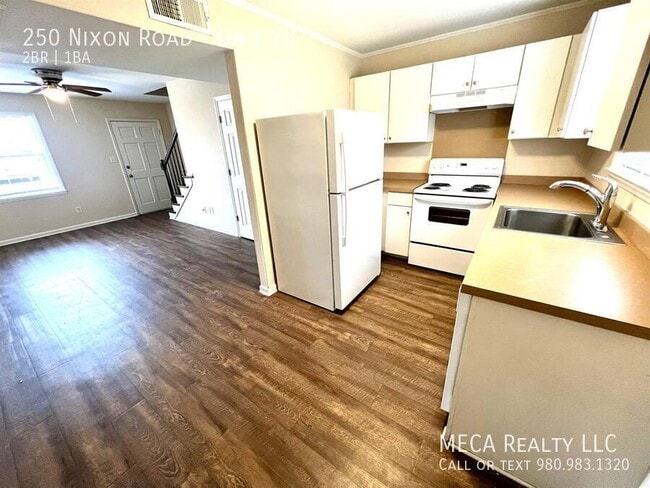 Building Photo - 250 Nixon Rd