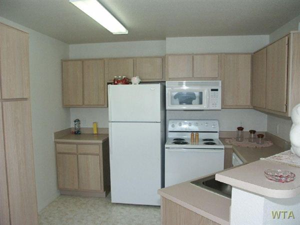 Building Photo - 335 Cypress Creek Rd