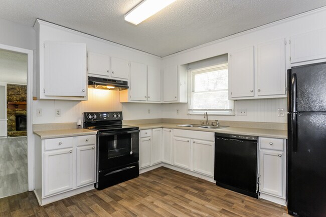 Foto del edificio - Great 3 Bedroom Home in Gastonia, NC