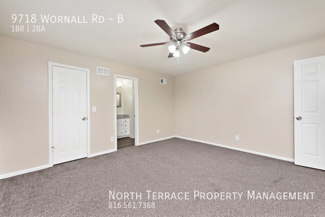 Building Photo - Trendy 1BR Townhome Near Ward Parkway Center