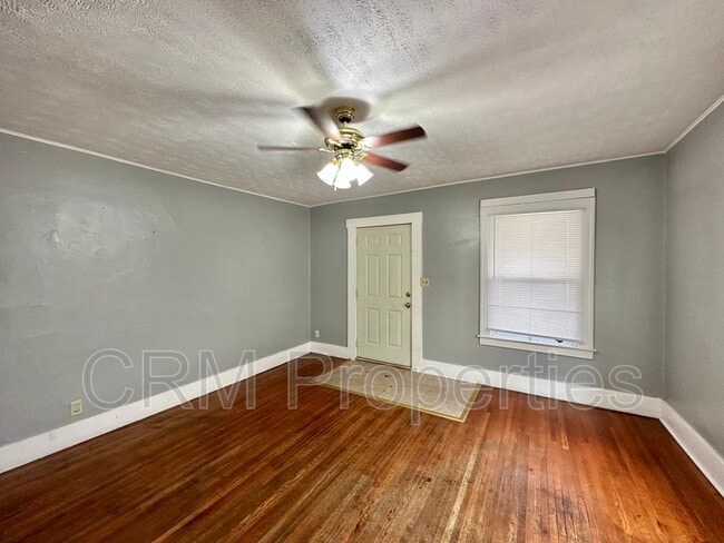 Building Photo - 809 N Webster St