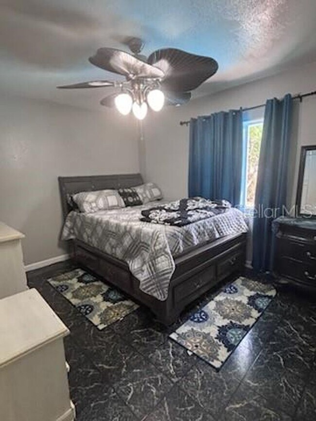 Foto del edificio - Auburndale Pool home