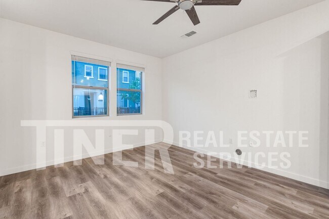 Foto del edificio - 3027 Magical Walk