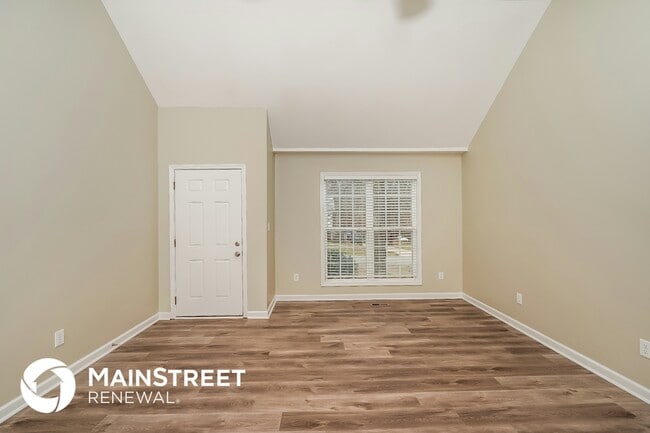 Building Photo - 365 Wooden Trace Cir