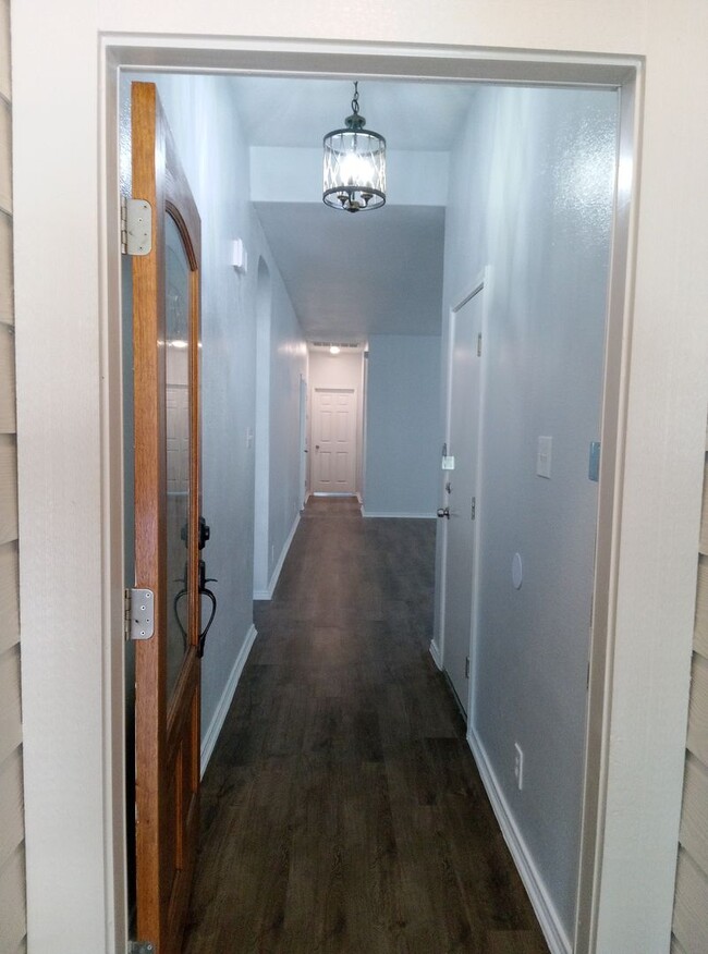Foto del edificio - Beautiful and Spacious 3bdrm/2bath 2 car g...