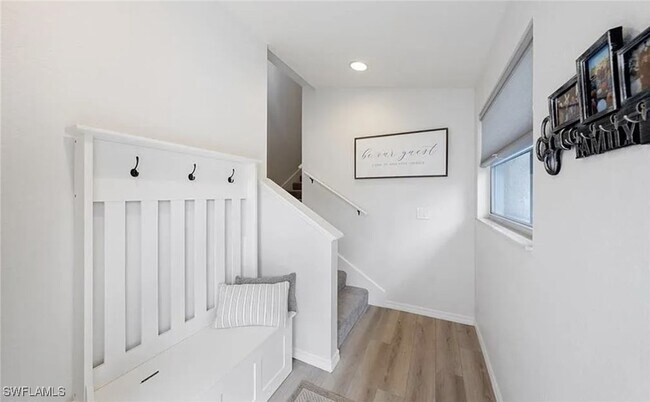 Foto del edificio - 640 Lalique Cir