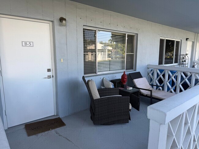 Foto del edificio - 2170 NE 51st Ct