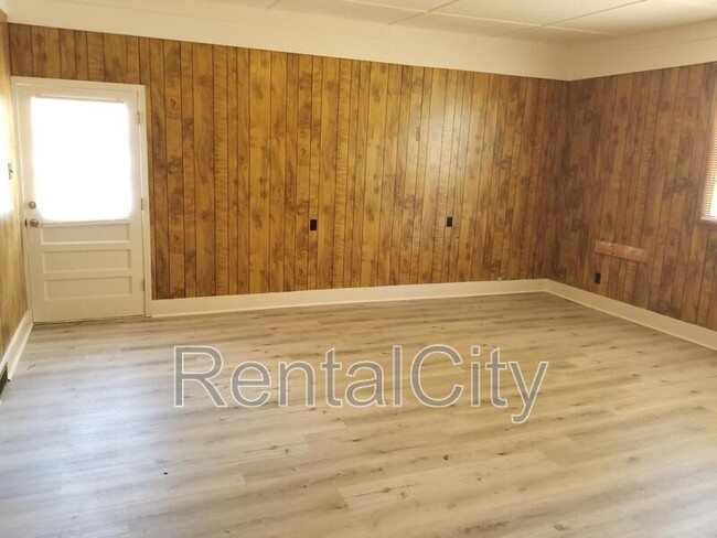 Foto del edificio - 1222 N 28th Ave