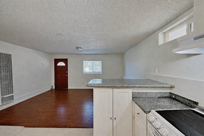 Foto del edificio - 3107 Willow Rd