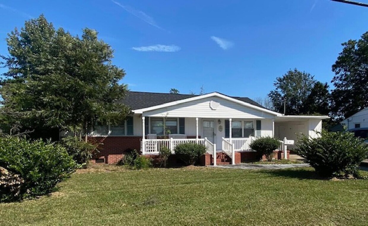 1416 Townsend St, Lumberton, NC 28358 House Rental in Lumberton, NC